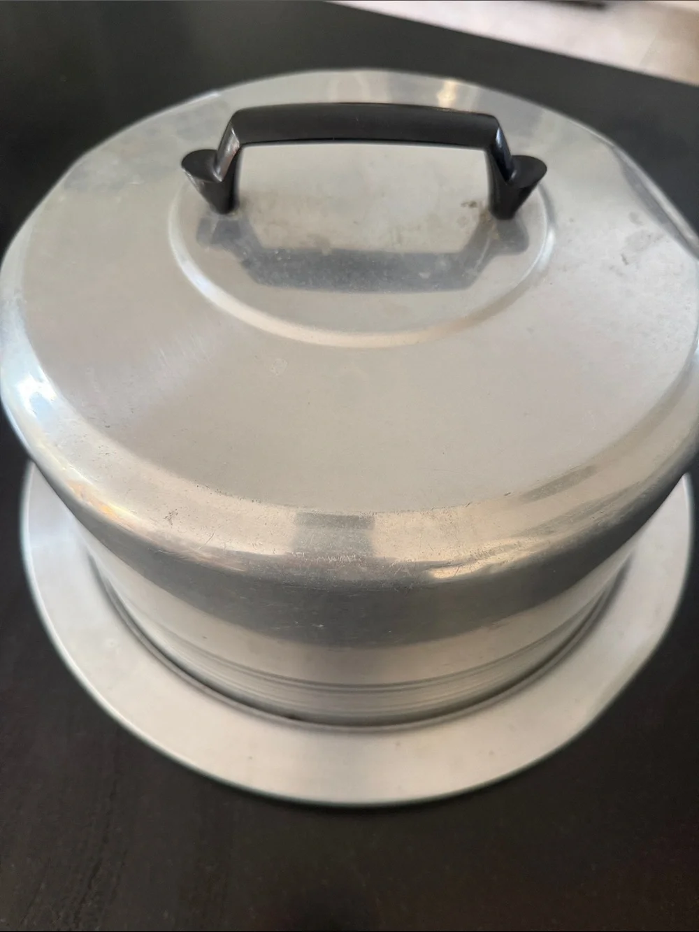 Vintage Regal Ware Aluminum Cake Carrier